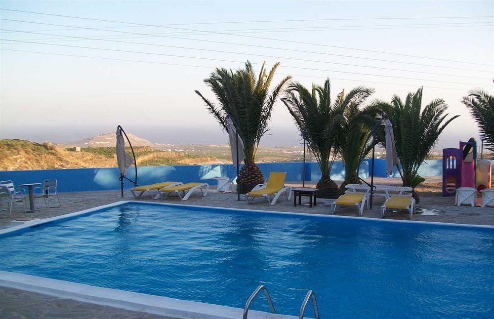 Zorbas Hotel Santorini Pýrgos Buitenkant foto