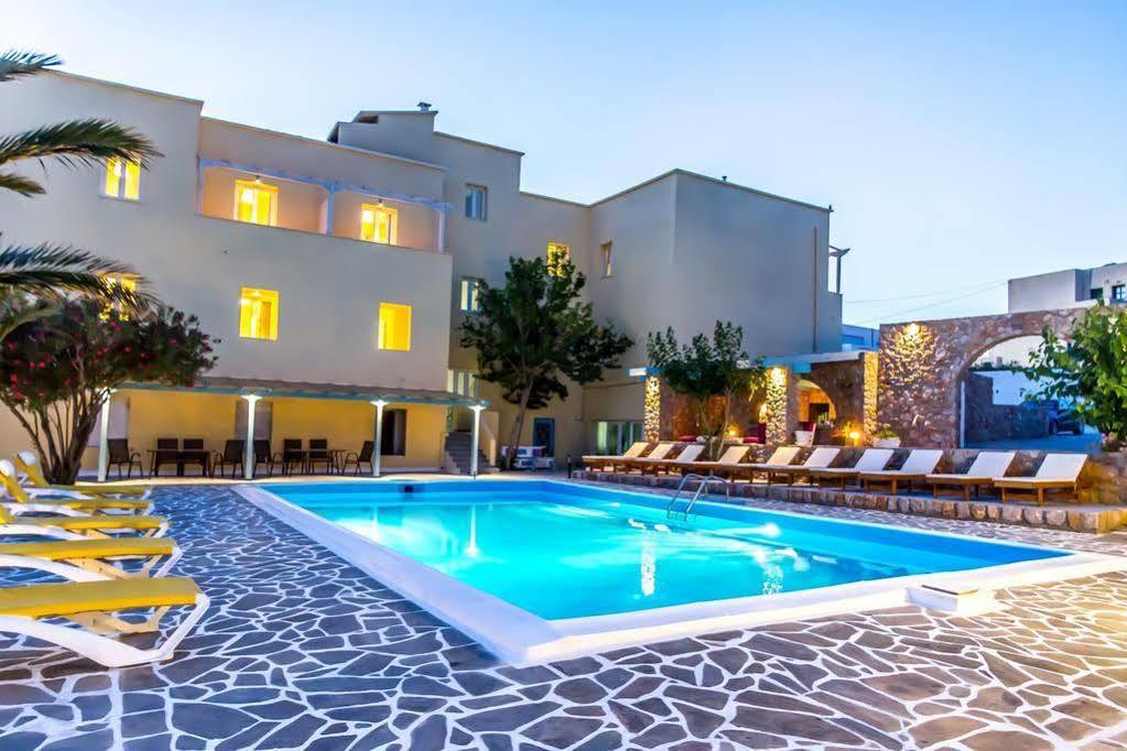 Zorbas Hotel Santorini Pýrgos Buitenkant foto