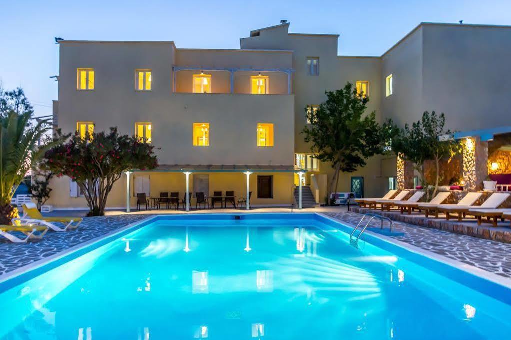 Zorbas Hotel Santorini Pýrgos Buitenkant foto